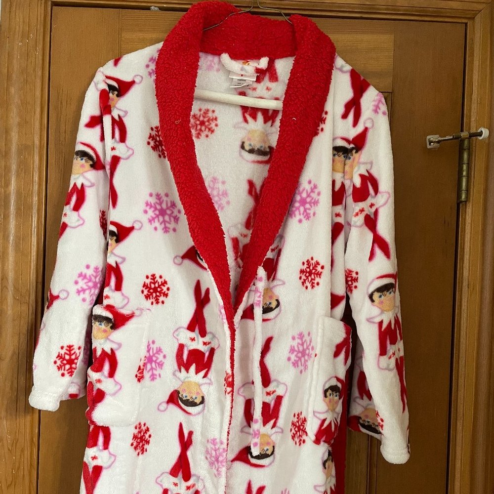 Elf on the Shelf Robe